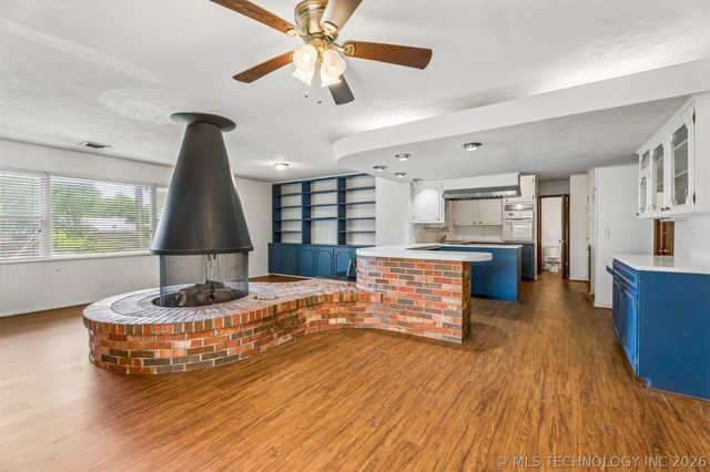 4507 E Frank Phillips Boulevard, Bartlesville, OK 74006