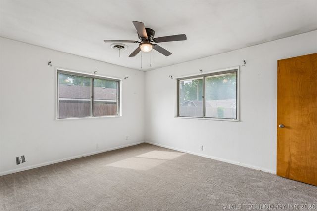 4507 E Frank Phillips Boulevard, Bartlesville, OK 74006