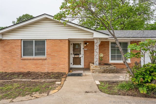 4507 E Frank Phillips Boulevard, Bartlesville, OK 74006