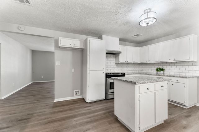 601 Dogwood Trail, Conroe, TX 77316