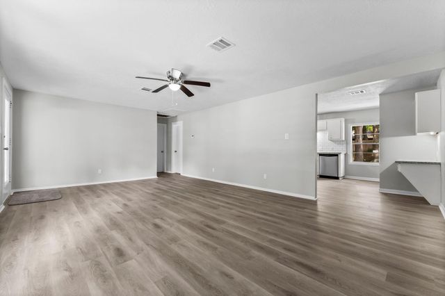 601 Dogwood Trail, Conroe, TX 77316