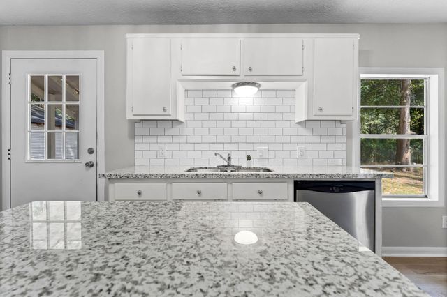 601 Dogwood Trail, Conroe, TX 77316