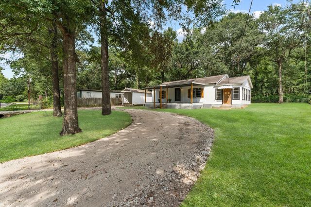 601 Dogwood Trail, Conroe, TX 77316