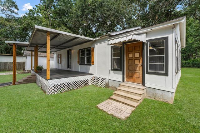 601 Dogwood Trail, Conroe, TX 77316