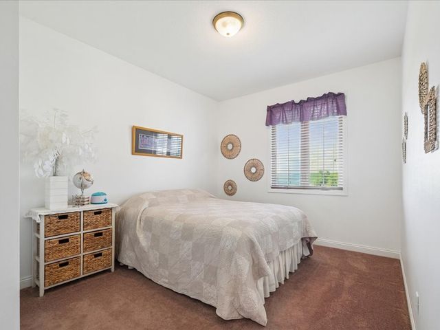 1055 Highway G76 Highway, Knoxville, IA 50138