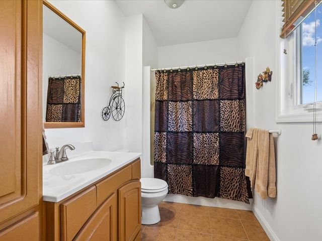 1055 Highway G76 Highway, Knoxville, IA 50138