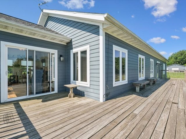 1055 Highway G76 Highway, Knoxville, IA 50138