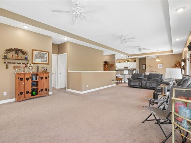 1055 Highway G76 Highway, Knoxville, IA 50138