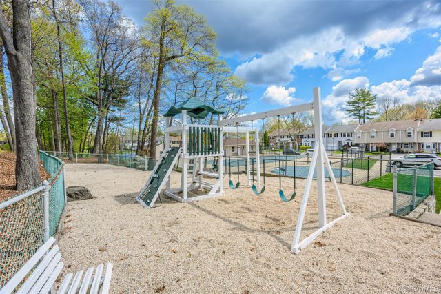 67 Manors Drive, Jericho, NY 11753