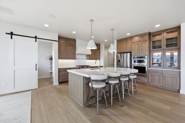 1305 S Manifold Rd, Spokane Valley, WA 99016