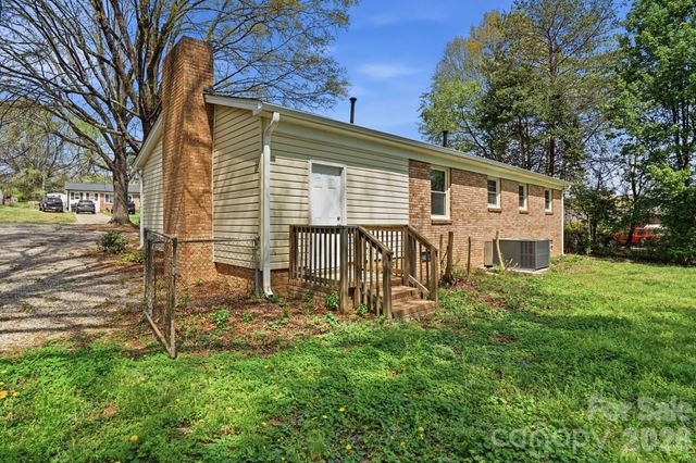 2323 Maplewood Drive, Gastonia, NC 28052