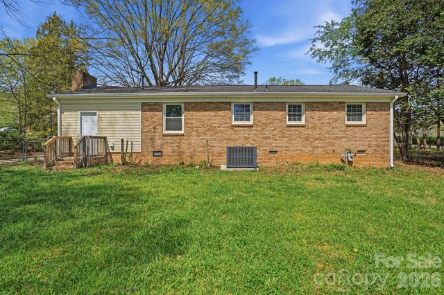 2323 Maplewood Drive, Gastonia, NC 28052