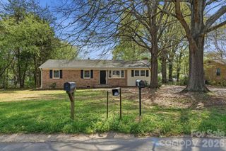 2323 Maplewood Drive, Gastonia, NC 28052
