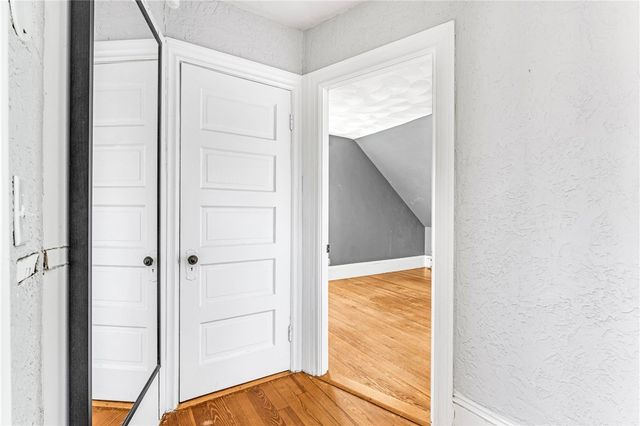 12 Lookout Avenue, North Providence, RI 02911