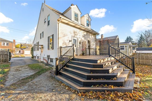 12 Lookout Avenue, North Providence, RI 02911