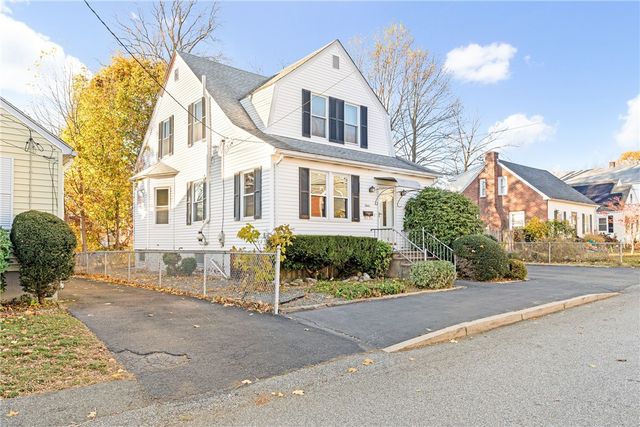 12 Lookout Avenue, North Providence, RI 02911