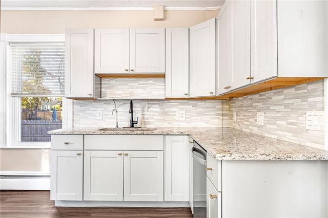 12 Lookout Avenue, North Providence, RI 02911