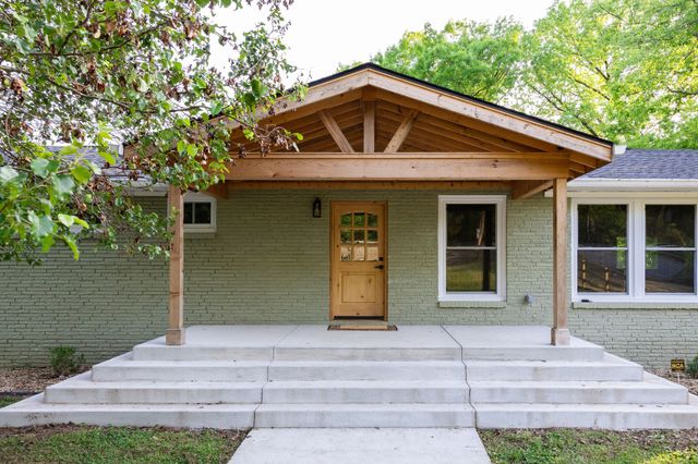 929 Davidson Dr, Nashville, TN 37205
