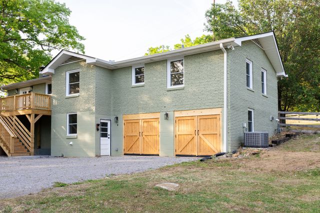 929 Davidson Dr, Nashville, TN 37205