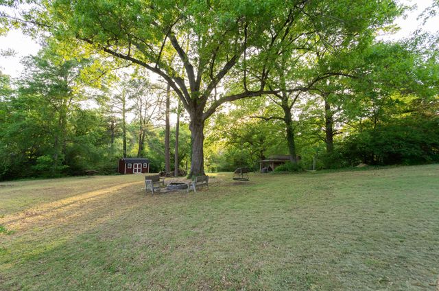 929 Davidson Dr, Nashville, TN 37205