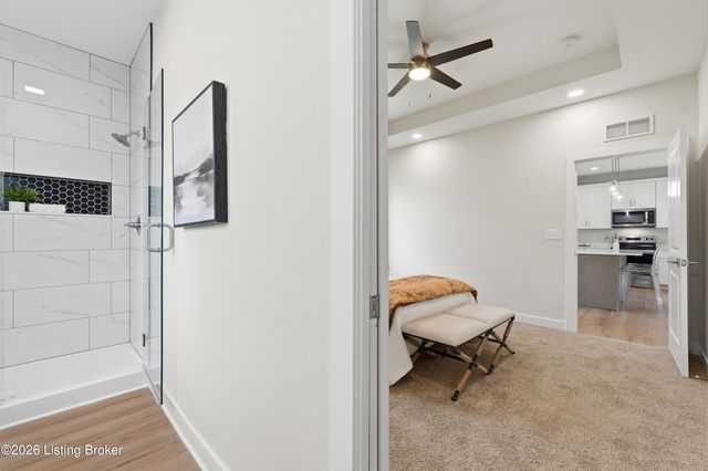 1148 Greens Dr, Simpsonville, KY 40067