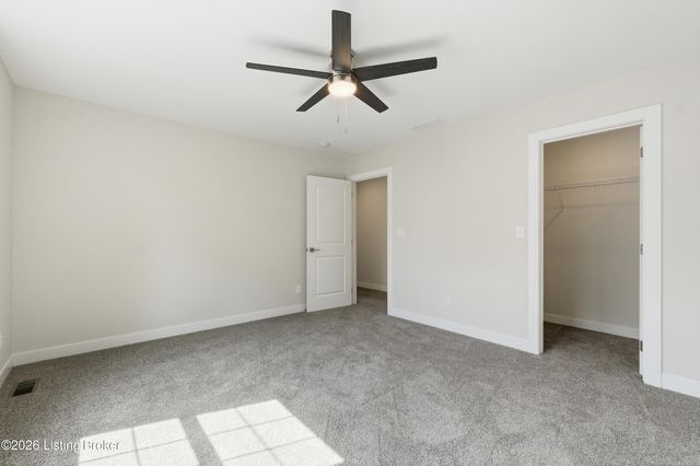 1148 Greens Dr, Simpsonville, KY 40067