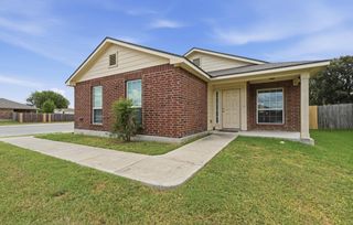 1600 Wedgewood TRL, Lockhart, TX 78644