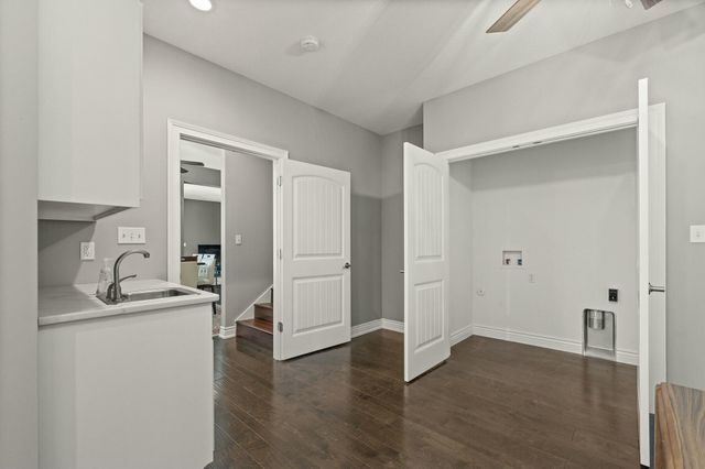 4210 GRANITE SPRINGS DR, Columbia, MO 65203