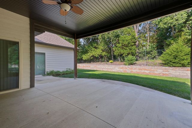 4210 GRANITE SPRINGS DR, Columbia, MO 65203