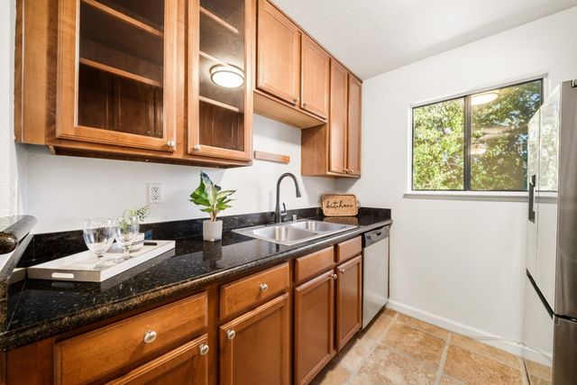 872 Catkin Court, San Jose, CA 95128
