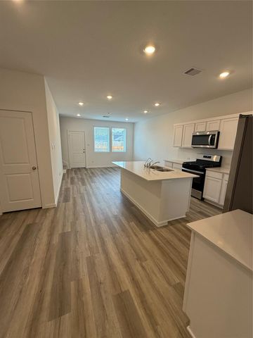 1002 Moon Drop Lane, Houston, TX 77090