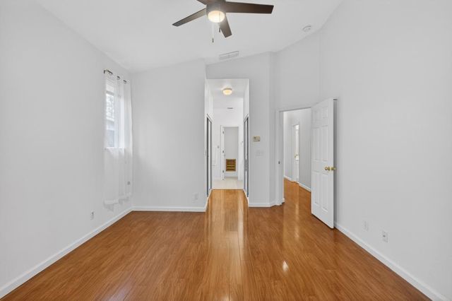 860 Rathbone Cir, Folsom, CA 95630