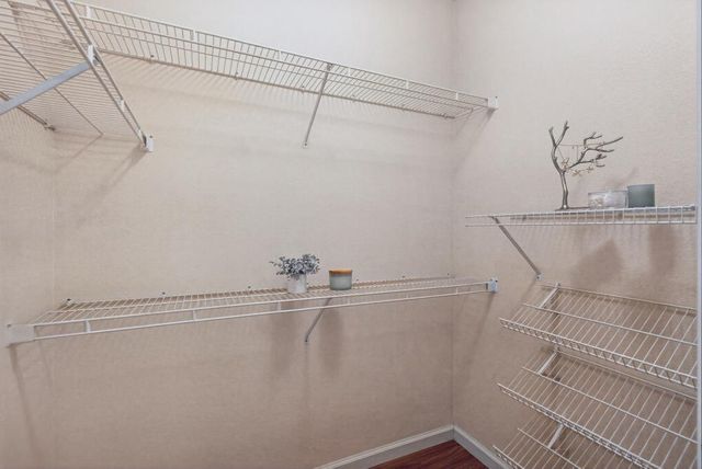 860 Rathbone Cir, Folsom, CA 95630