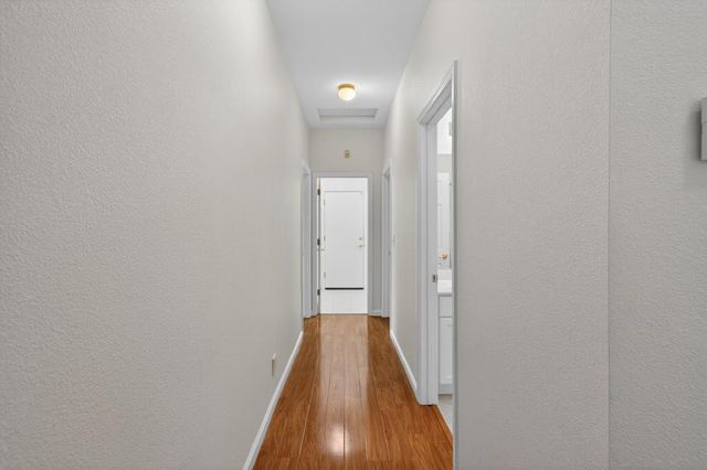 860 Rathbone Cir, Folsom, CA 95630