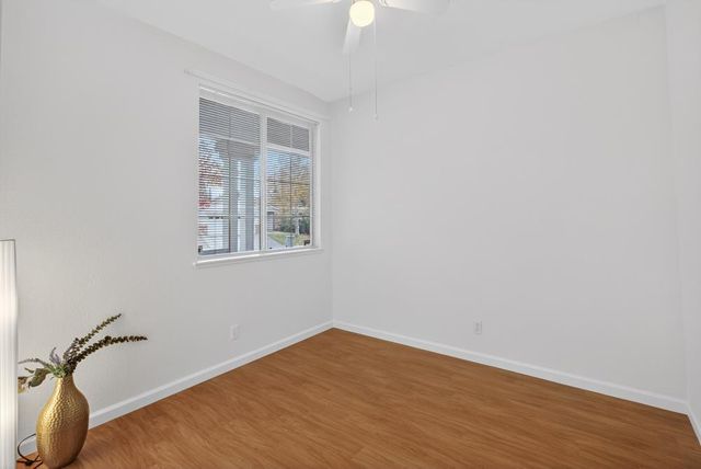 860 Rathbone Cir, Folsom, CA 95630