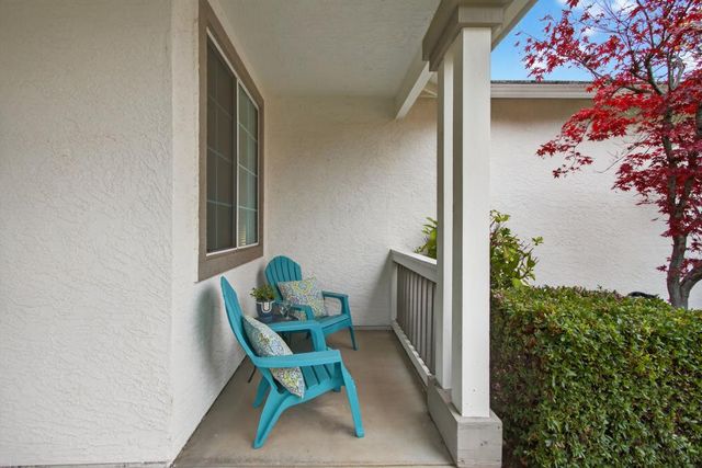 860 Rathbone Cir, Folsom, CA 95630