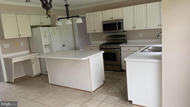 1614 ANGELWING DR, Silver Spring, MD 20904