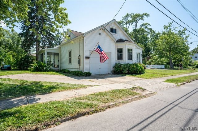 4 Kent Avenue, Hamburg, NY 14219
