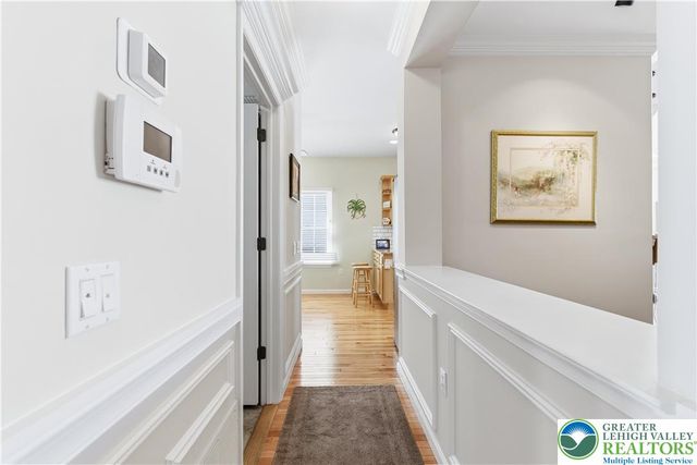 18 Devonshire Drive, Easton, PA 18045