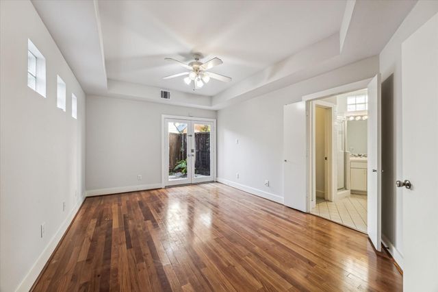 9710 Riddlewood Lane, Houston, TX 77025