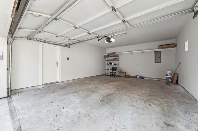 9710 Riddlewood Lane, Houston, TX 77025