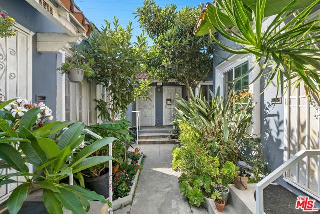 2531 Hillcrest Drive, Los Angeles, CA 90016