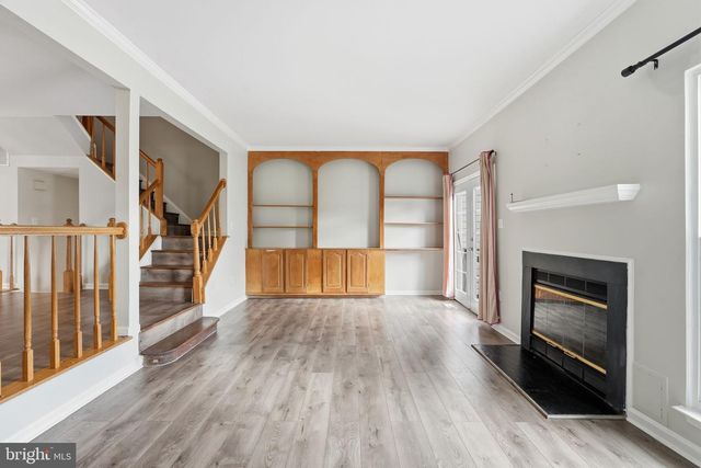 6739 ROCKLEDGE PL, Centreville, VA 20121