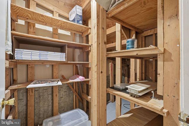 6739 ROCKLEDGE PL, Centreville, VA 20121