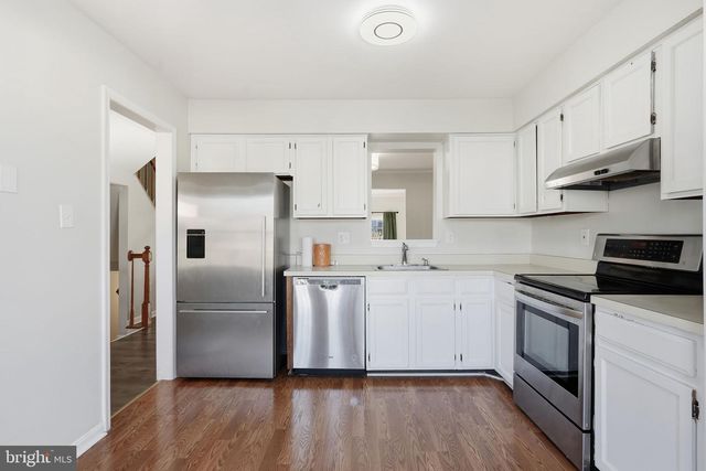 6739 ROCKLEDGE PL, Centreville, VA 20121