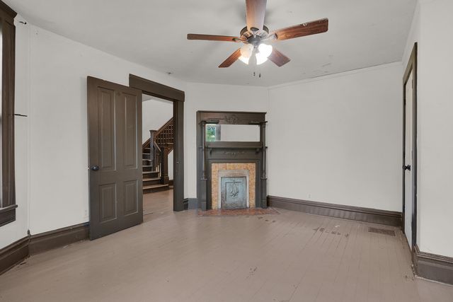 812 E 10th Street, Chattanooga, TN 37403