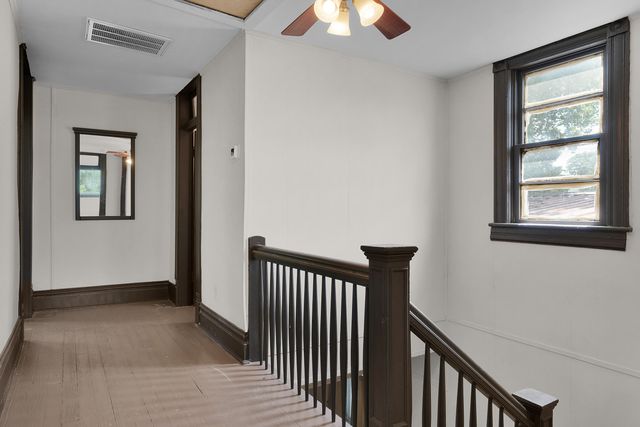 812 E 10th Street, Chattanooga, TN 37403