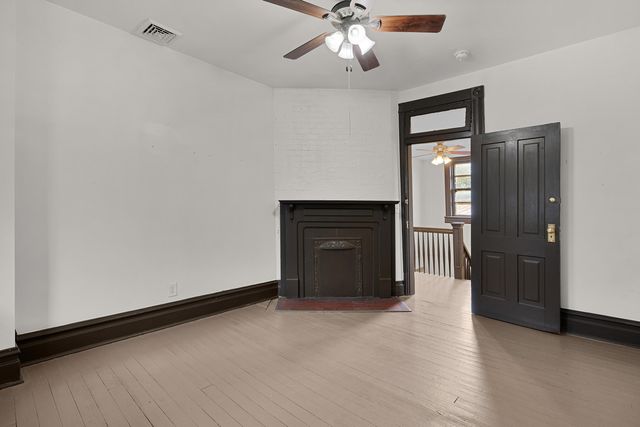 812 E 10th Street, Chattanooga, TN 37403