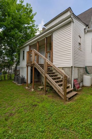 812 E 10th Street, Chattanooga, TN 37403
