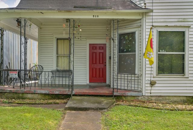 812 E 10th Street, Chattanooga, TN 37403